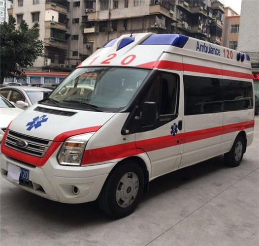 乌达信赖我们的救护车出租,让转院不再艰难